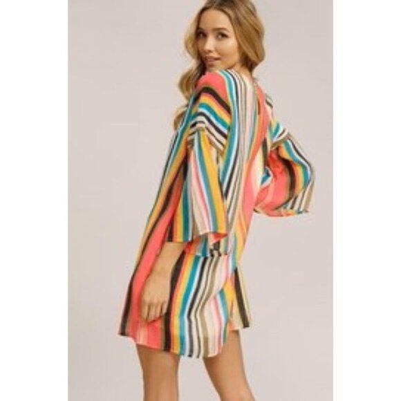 Women's Boutique Listicle Multicolor Striped Bell-Sleeve Shift Dress (Size Lg) - Picture 2 of 8